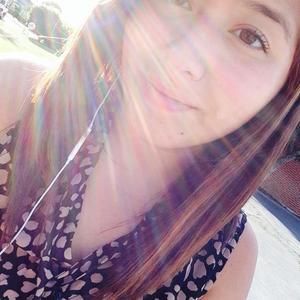 Meet your Posher, Karena